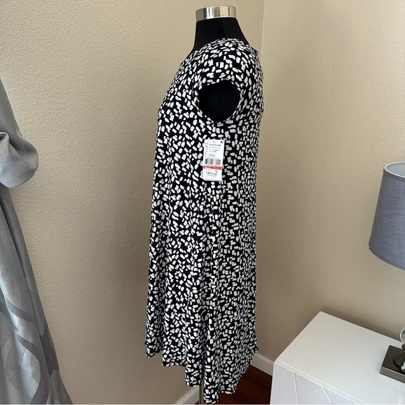 NWT Karen Kane Black White Short Sleeve Shift Dress Size XS - Picture 4 of 11